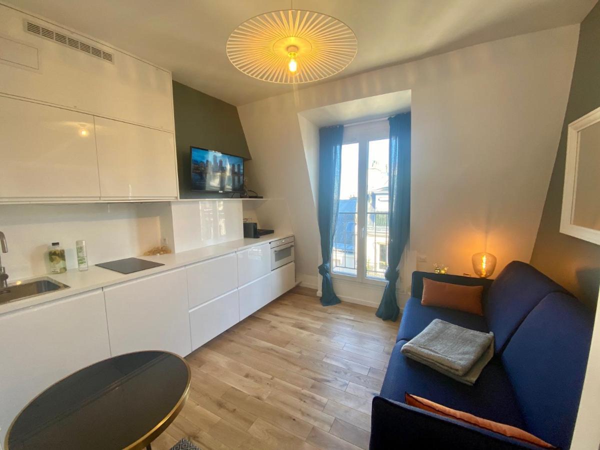 Studio Paris Vue Imprenable Luaran gambar