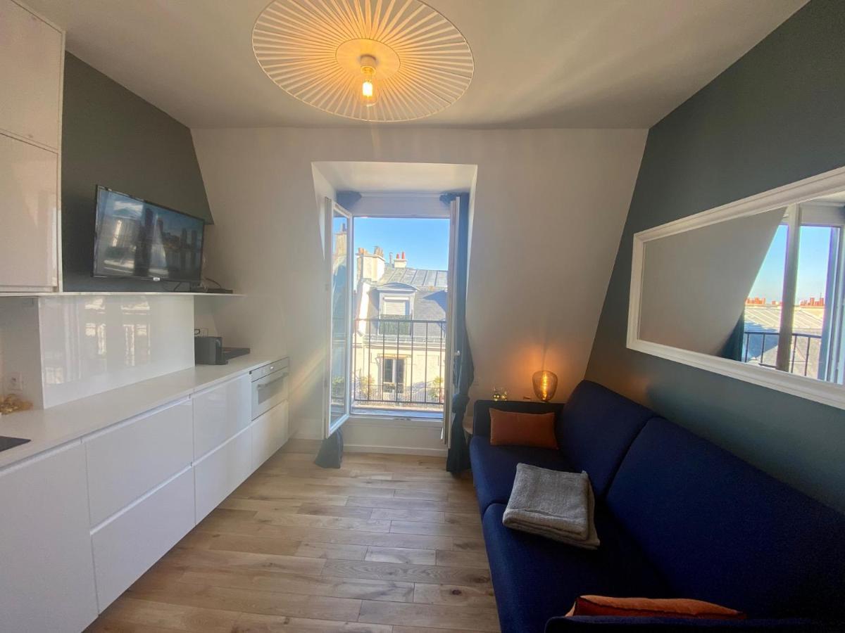 Studio Paris Vue Imprenable Luaran gambar